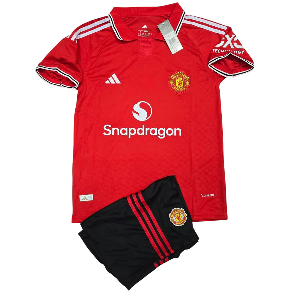 Manchester United 2026/27 official home kit set (MASTER EDITION)